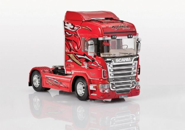 Immagine di SCANIA R560 V8 HIGHLINE "RED GRIFFIN"