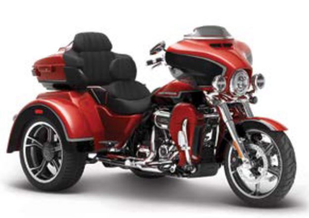 Immagine di HARLEY DAVIDSON TRI-GLIDE CVO 2021